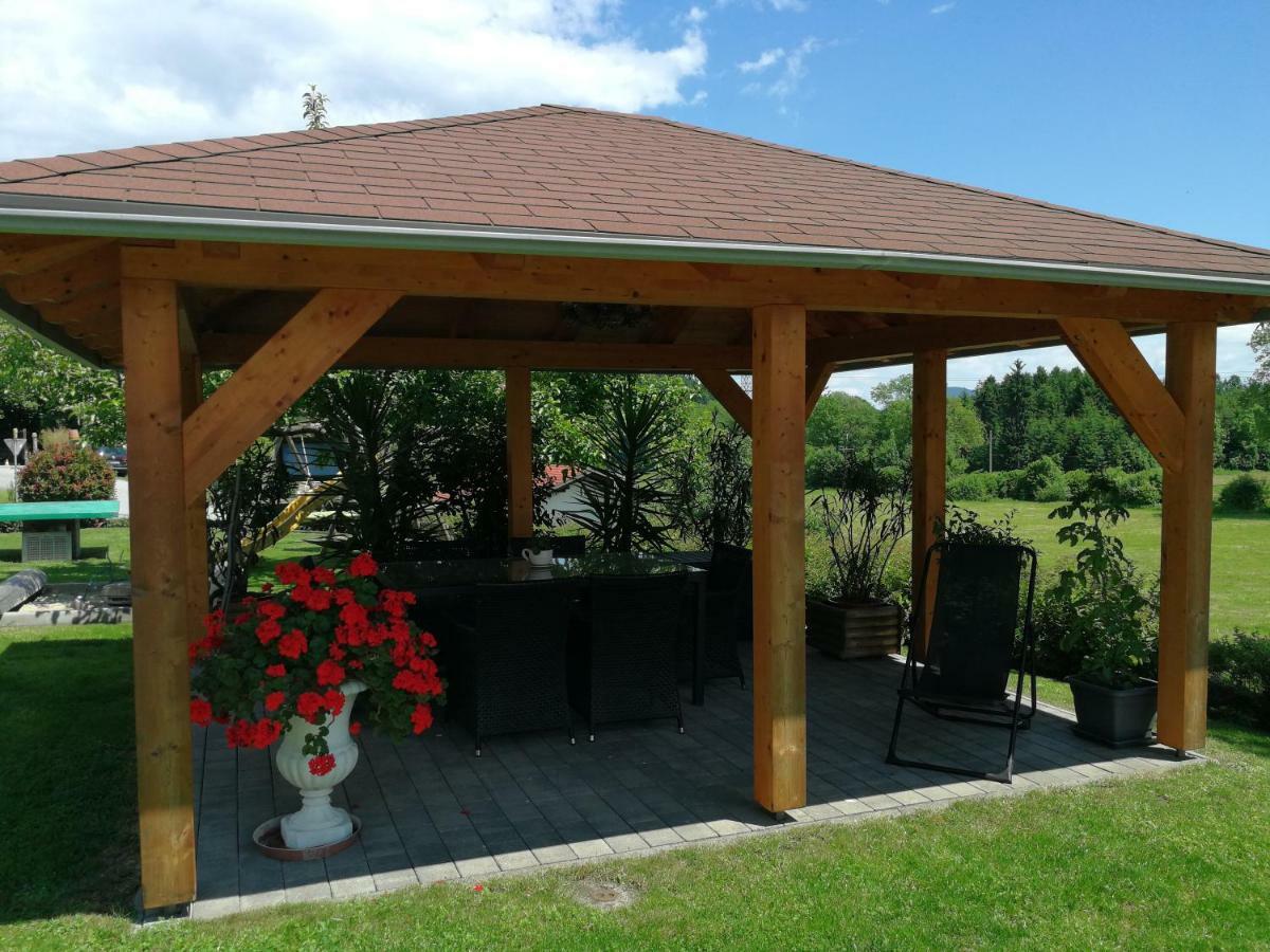 Ferienwohnungen Oranhof Velden am Worthersee Bagian luar foto
