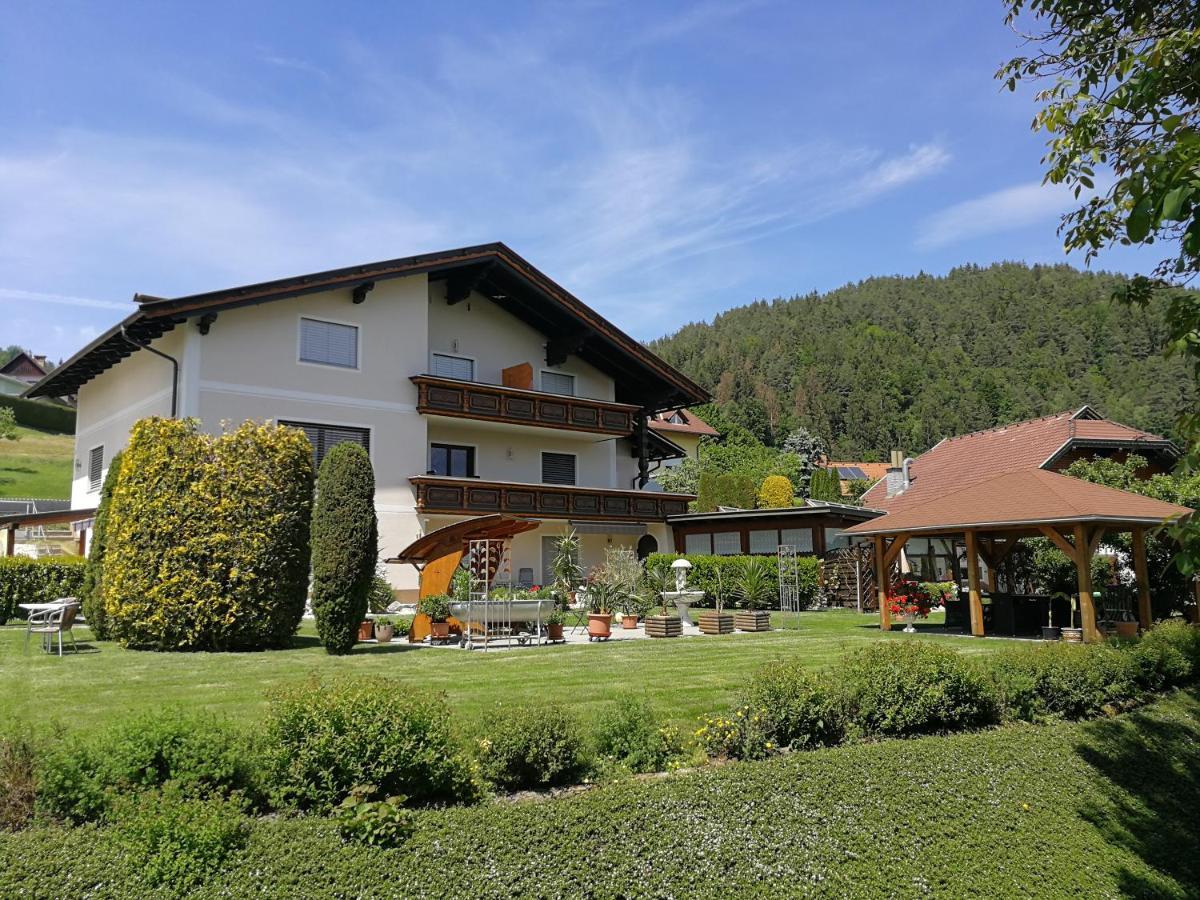 Ferienwohnungen Oranhof Velden am Worthersee Bagian luar foto